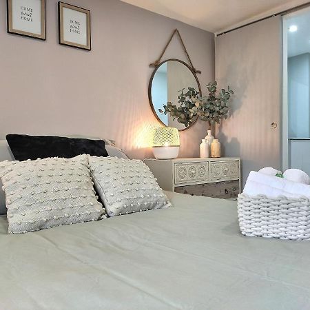 Le Tisseur De Reves - Parking Gratuit - Clim - Netflix Apartment Albi Bagian luar foto