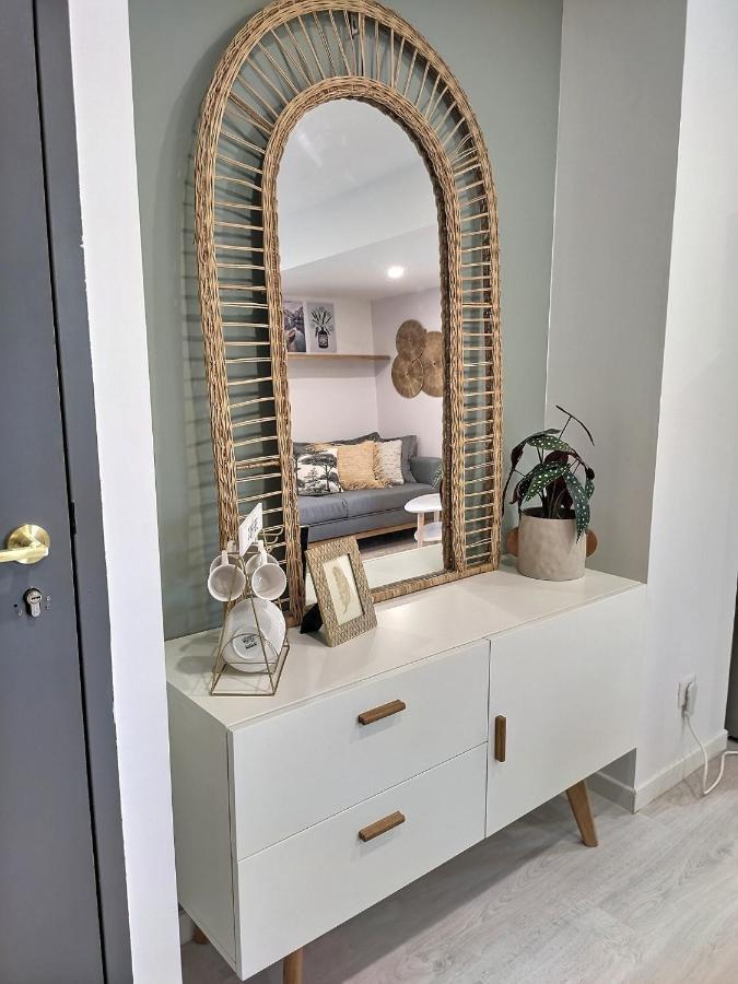 Le Tisseur De Reves - Parking Gratuit - Clim - Netflix Apartment Albi Bagian luar foto